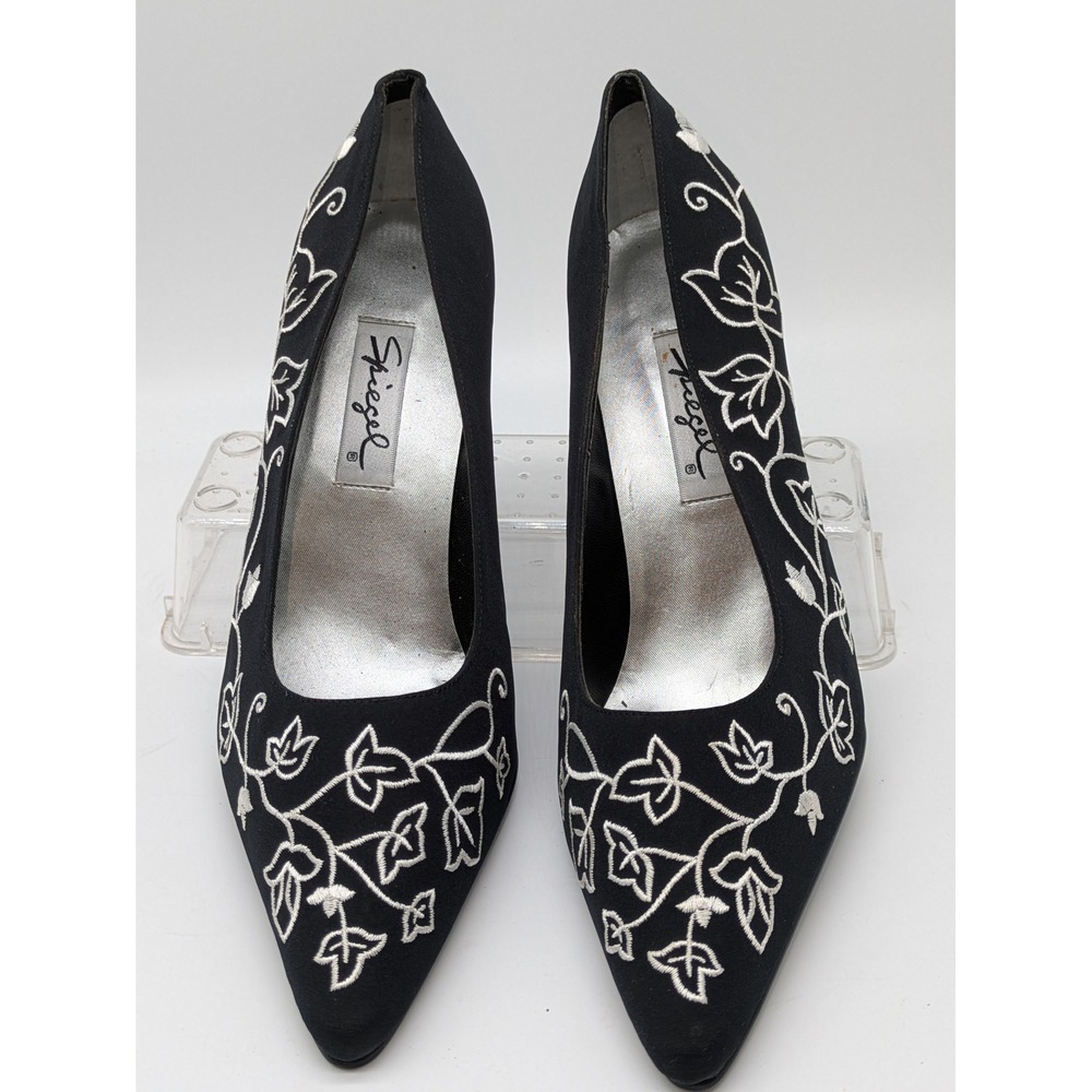 Spiegel Womens Pumps 9.5M Black White Embroidered Floral Pointed Toe NWOT
